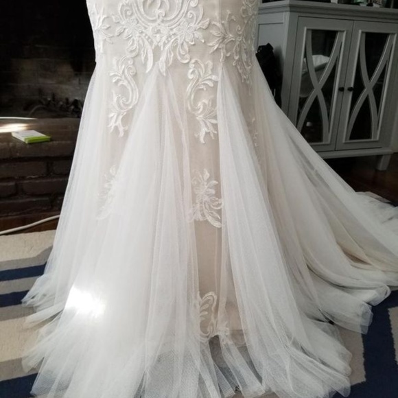 Mermaid Wedding Dress - Picture 4 of 8